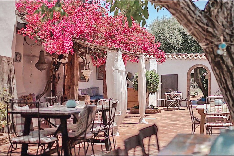 Holistic Hotel Rancho Los Lobos, Jimena de la Frontera, Spain | VeggieHotels